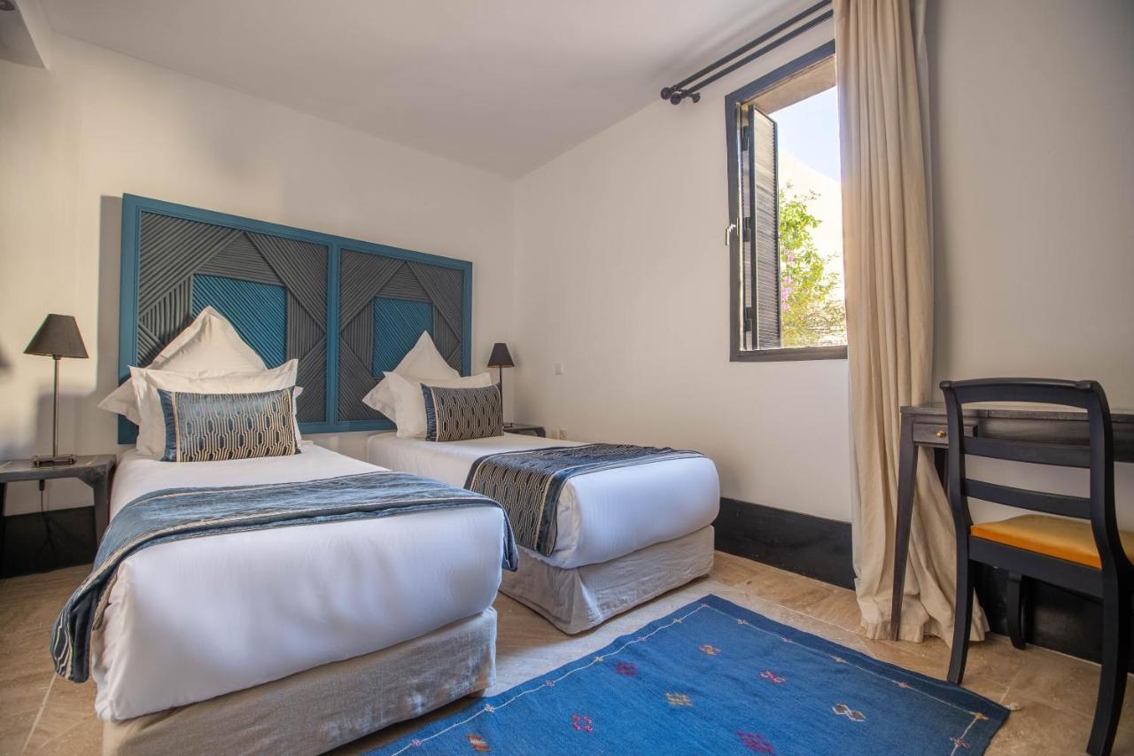Riad & Spa Azzouz マラケシュ エクステリア 写真