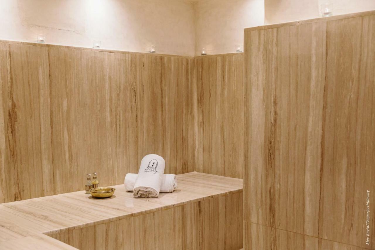 Riad & Spa Azzouz マラケシュ エクステリア 写真